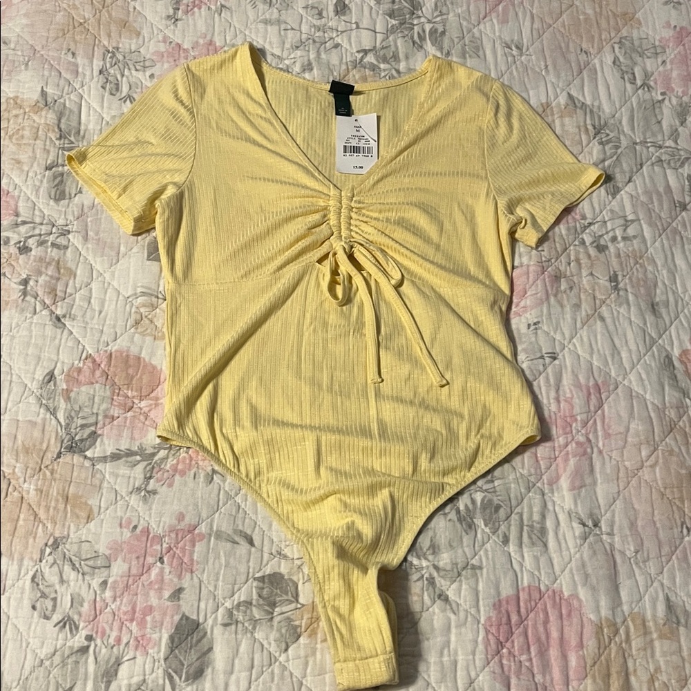 Wild Fable Yellow Ruched Blouse - Picture 2 of 3